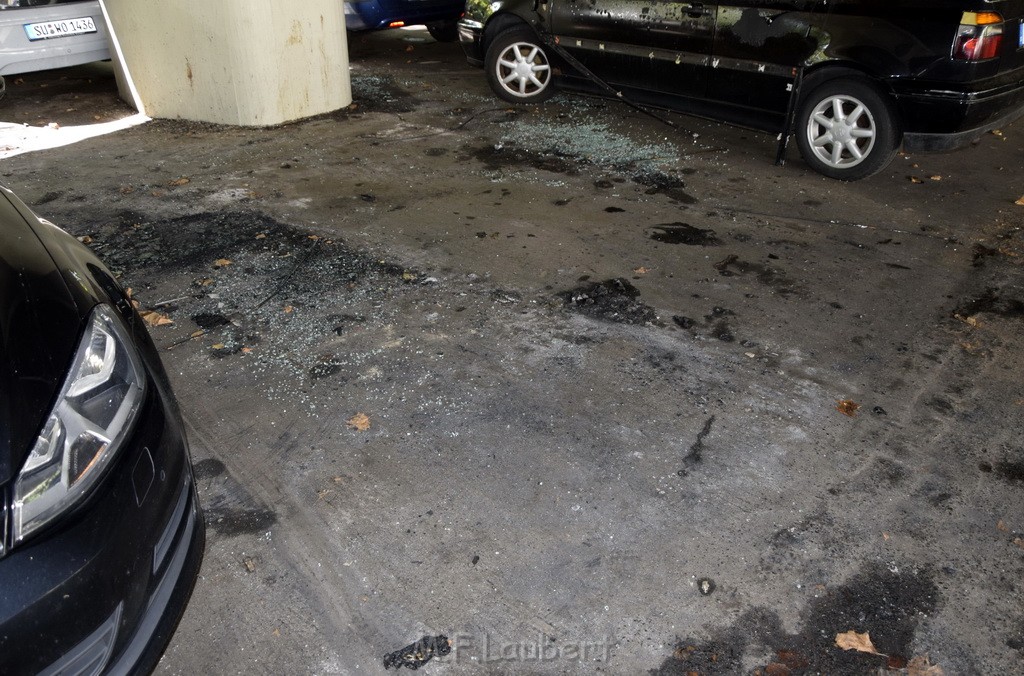 Auto 1 Koeln Suedstadt Weichserhof unter der Severinsbruecke P08.JPG - Miklos Laubert